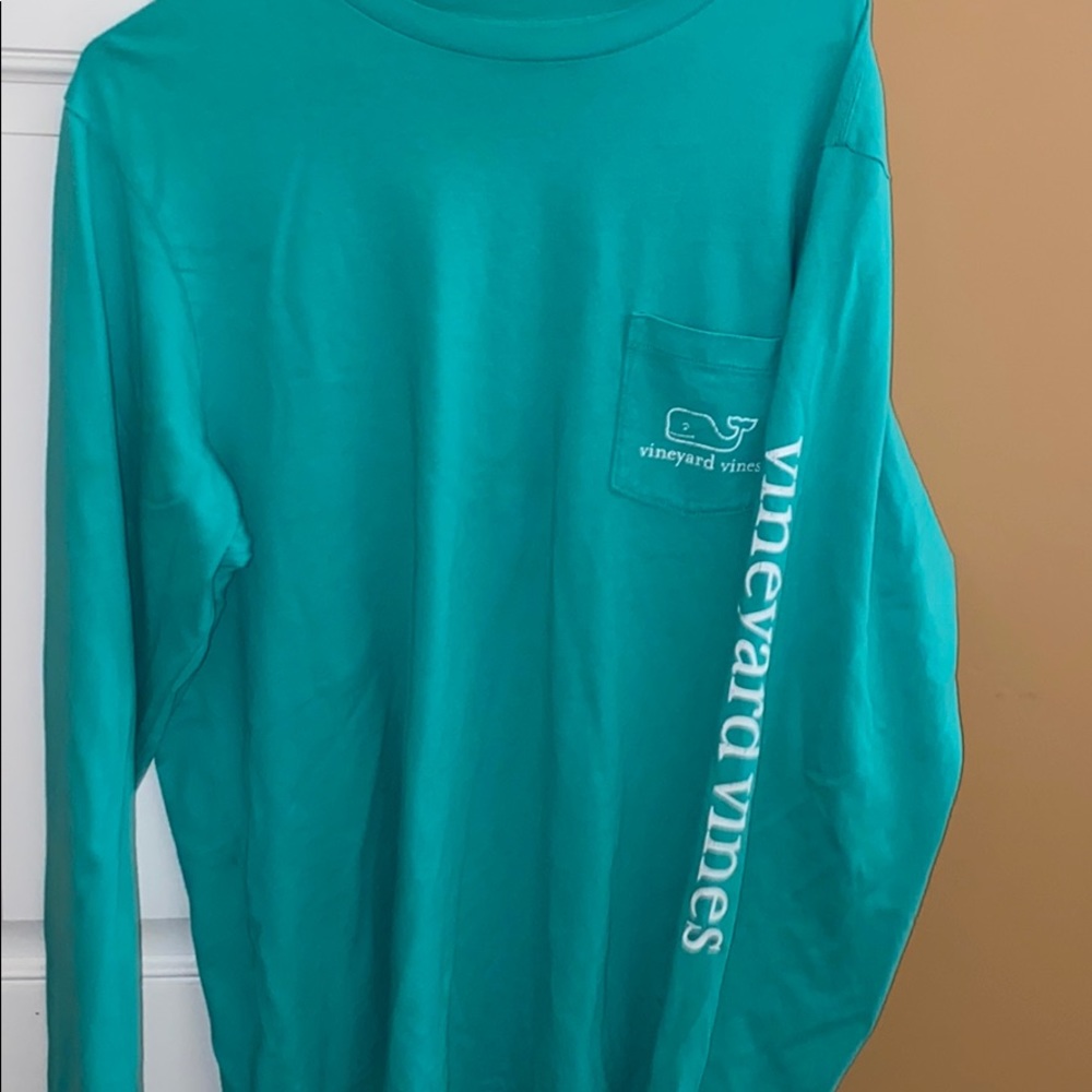 Green vineyard vines long sleeve